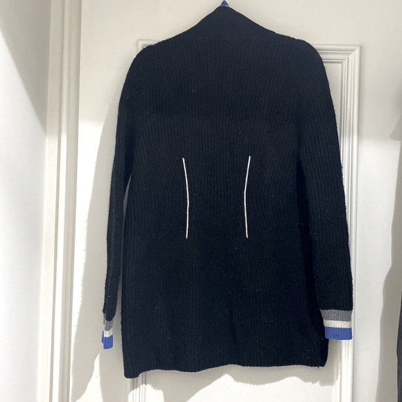 Kit and Ace sweater - Picture 3 of 7